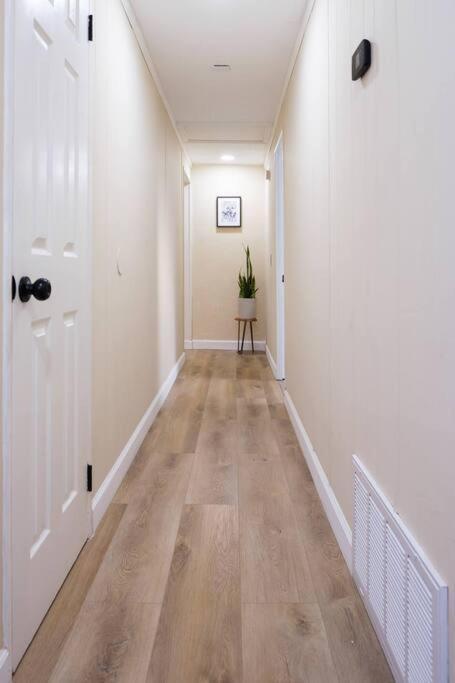 House Near Tampa Zoo And Busch Gardens, Free High Speed Wifi Exterior foto