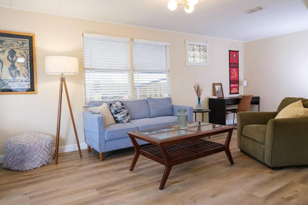 House Near Tampa Zoo And Busch Gardens, Free High Speed Wifi Exterior foto