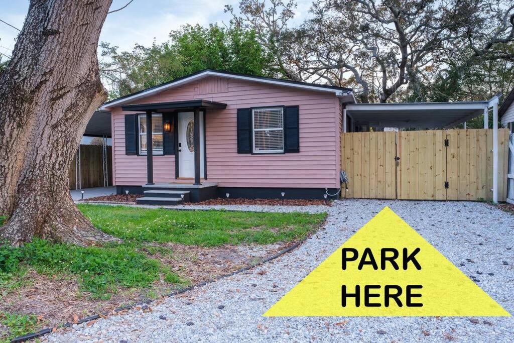 House Near Tampa Zoo And Busch Gardens, Free High Speed Wifi Exterior foto